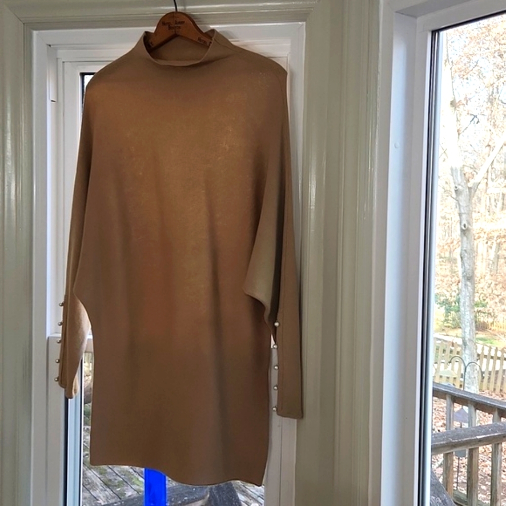 Leith sexy tunic top never worn M